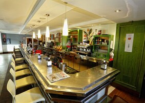 Bar (en la propiedad)