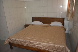 Chambre Simple Standard, 1 grand lit, non-fumeur