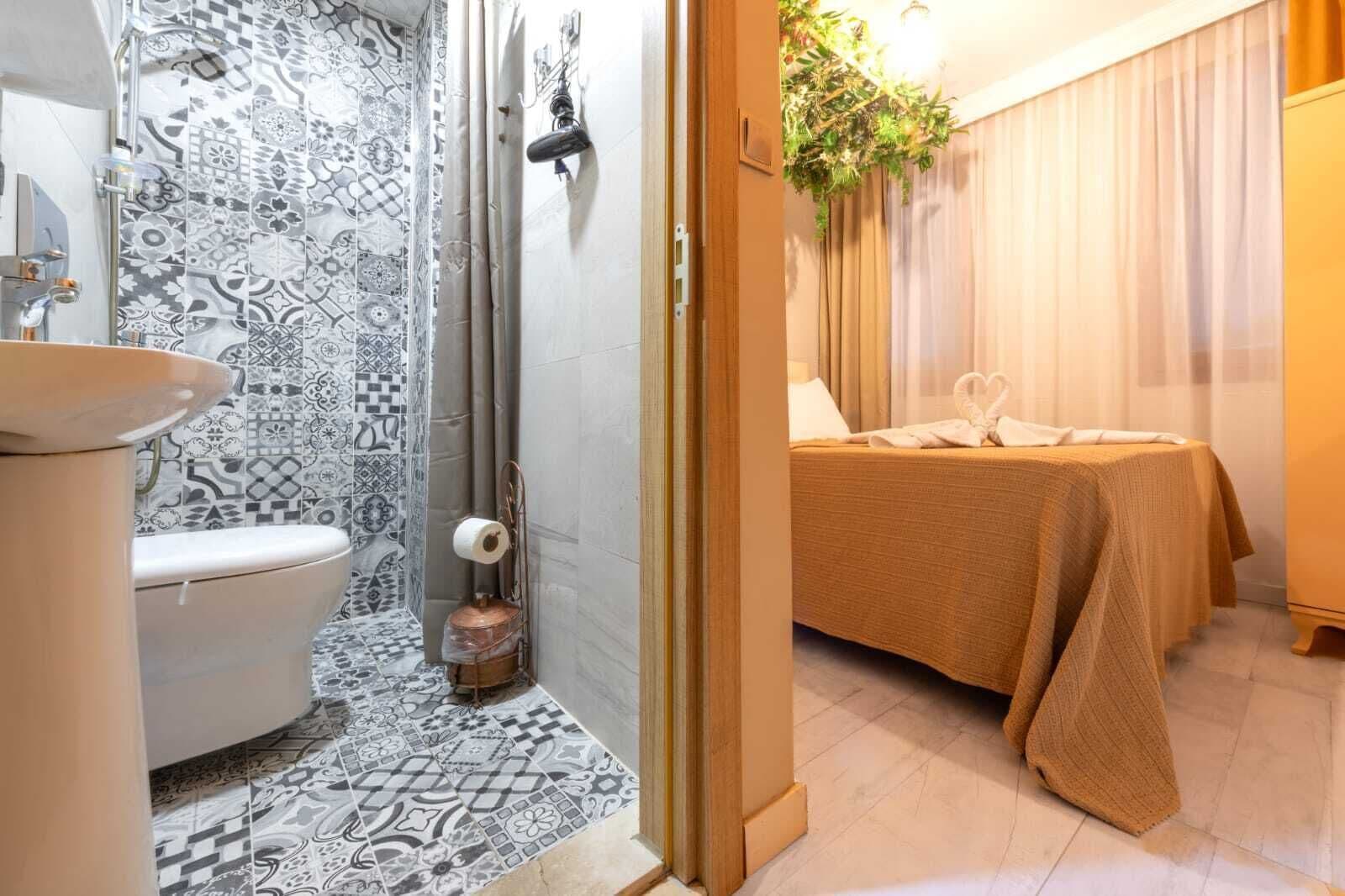 Economy Studio | Free WiFi, bed sheets