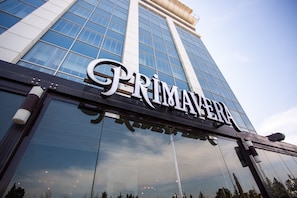 Fachada de la propiedad