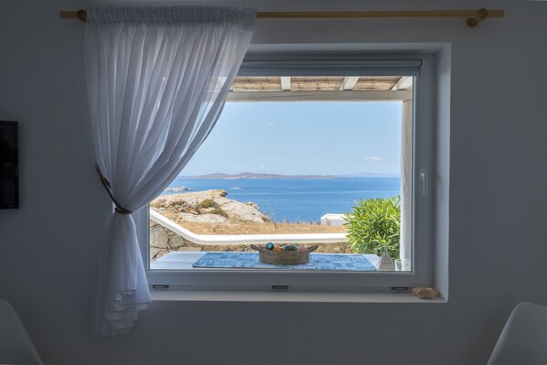 Water view - Sugar Blue (Mykonos)