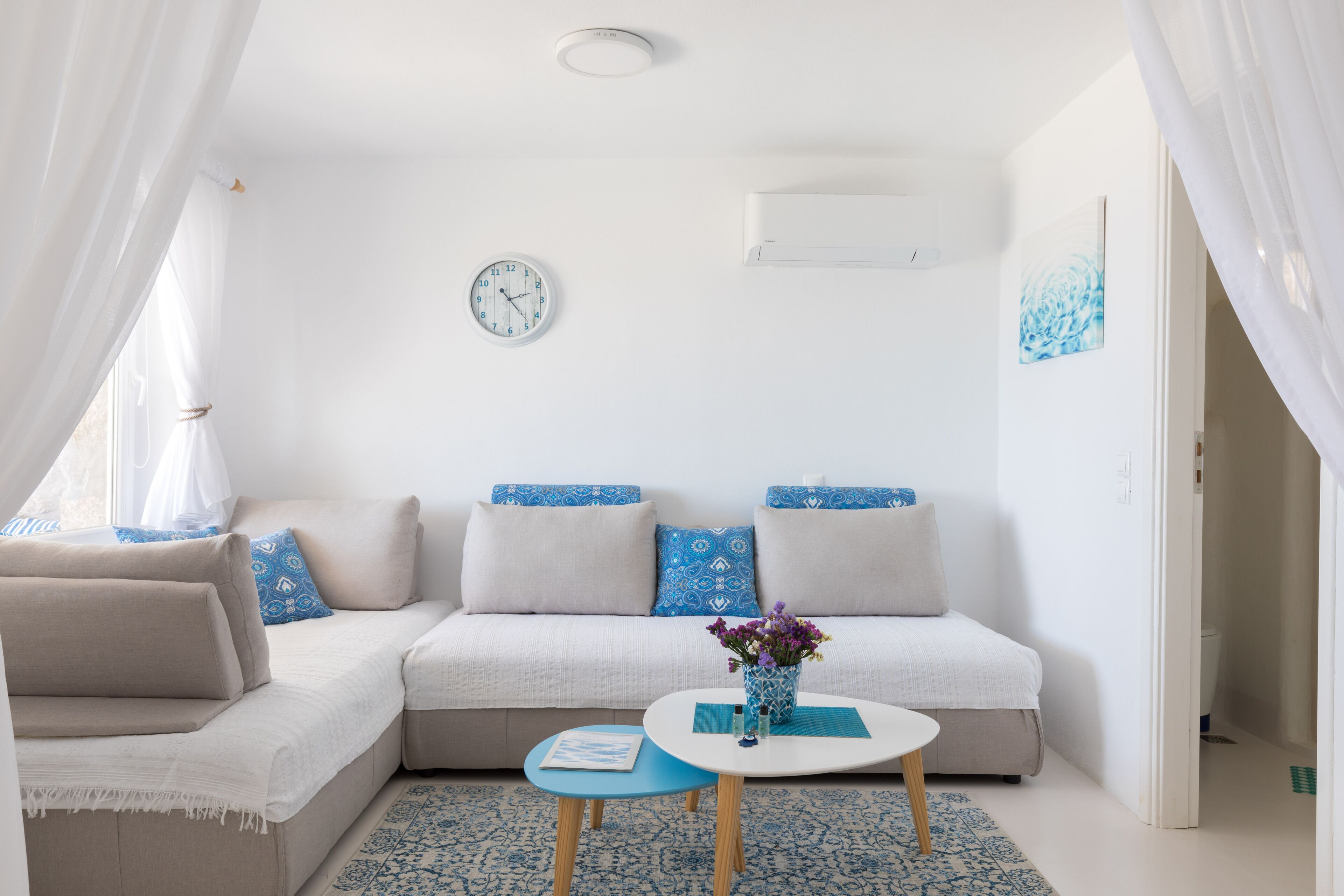 apartment, 2 bedrooms, sea view | living room | tv, netflix