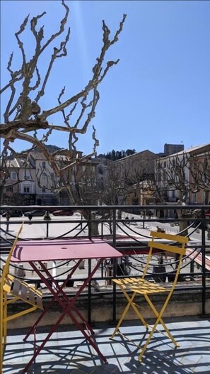 Superior Room | Balcony - Hôtel  Burrhus (Vaison-la-Romaine)
