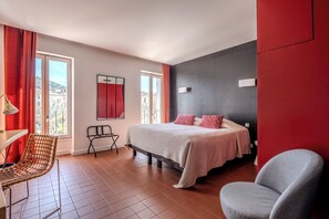 Literie de qualité supérieure, surmatelas, décoration personnalisée
