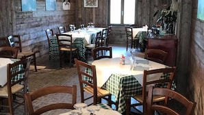 Restaurant - Agriturismo Colombarola (Sona)