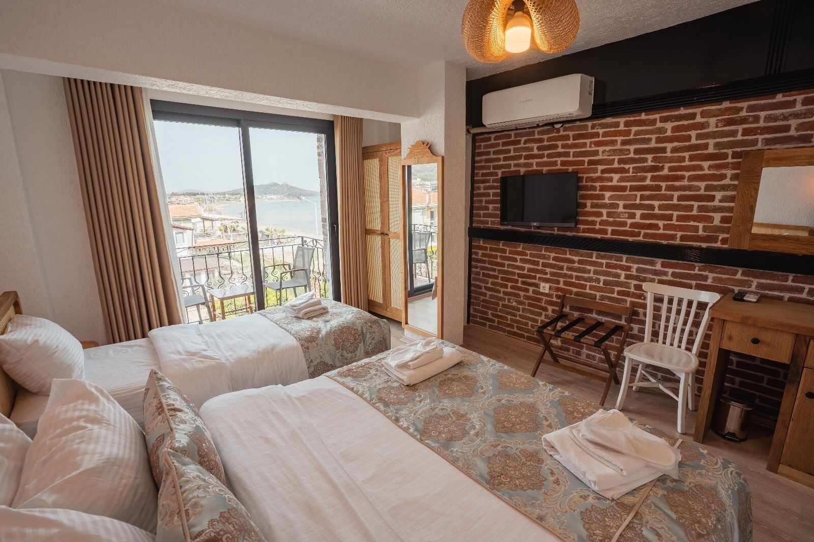 Frette Italian sheets, premium bedding, down comforters