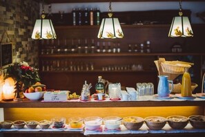 Daily buffet breakfast (EUR 8 per person)