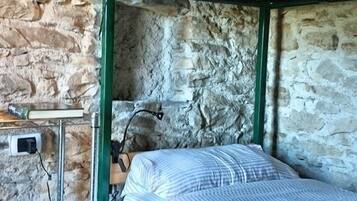 Cottage Klasik | Tirai kedap cahaya, tempat tidur bayi (biaya tambahan), dan Wi-Fi gratis