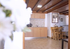 Comfort Room, Courtyard Area | Private kitchen