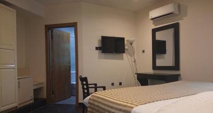 Eden Crest Hotel & Resort