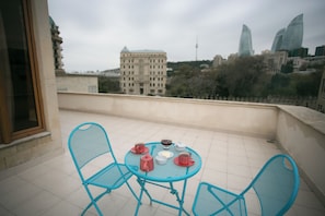 Habitación doble superior, balcón | Vistas del balcón