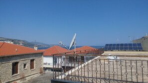 Departamento Confort, 2 habitaciones, baño privado | Vista del balcón