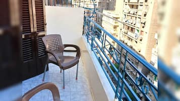 Habitación triple | Terraza o patio