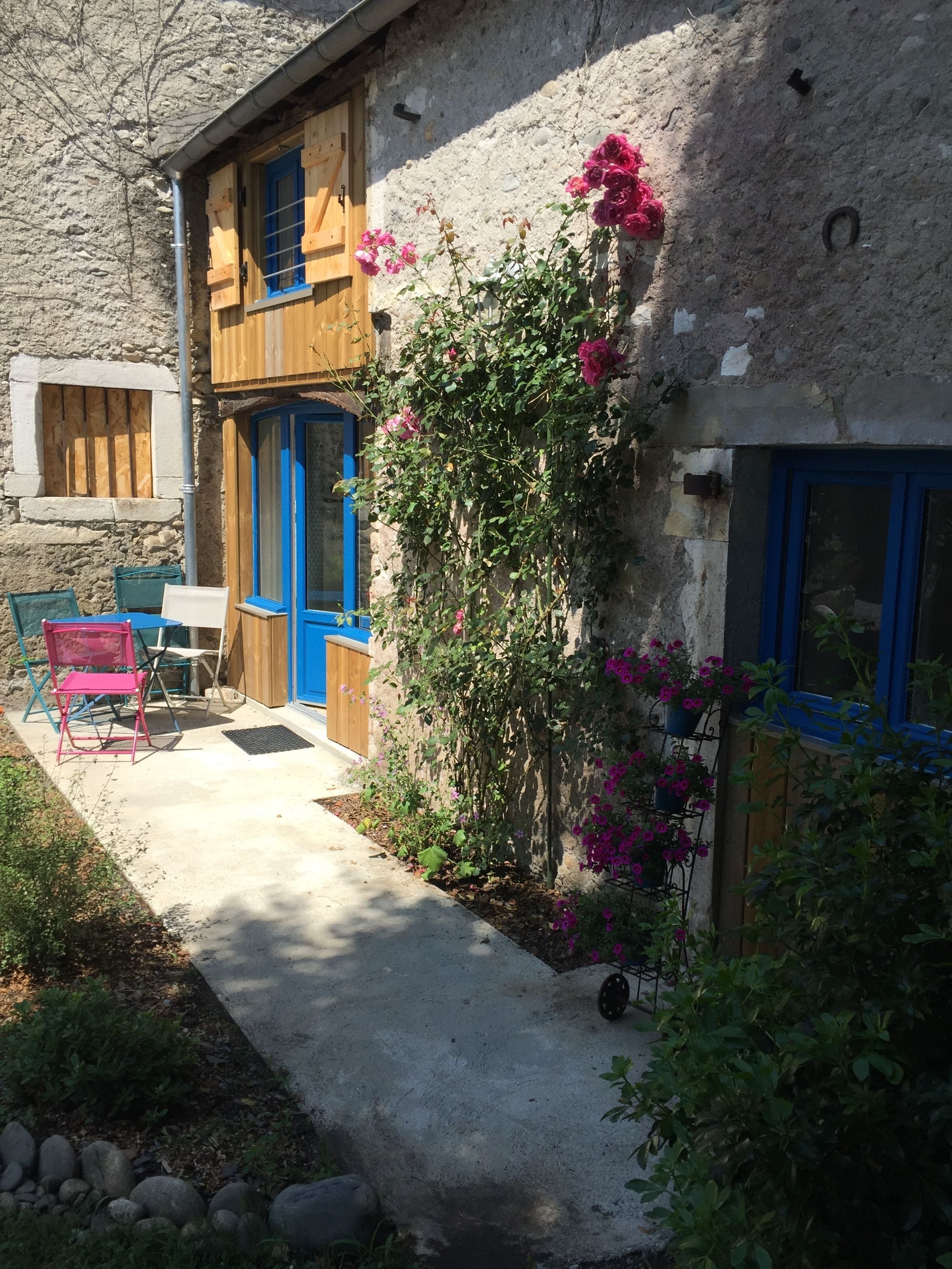 Familie vierpersoonskamer (La Bordeta) | Terras