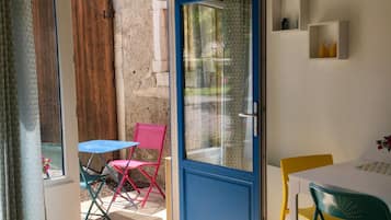 Neljän hengen perhehuone (La Bordeta) | Terassi/patio
