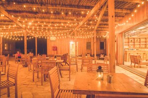 바(숙박 시설 내)