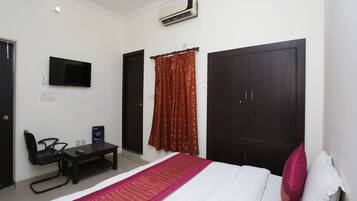 Double or Twin Room | Free WiFi, bed sheets