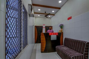 Reception - OYO 14669 Mayur's Residency (Hyderabad)