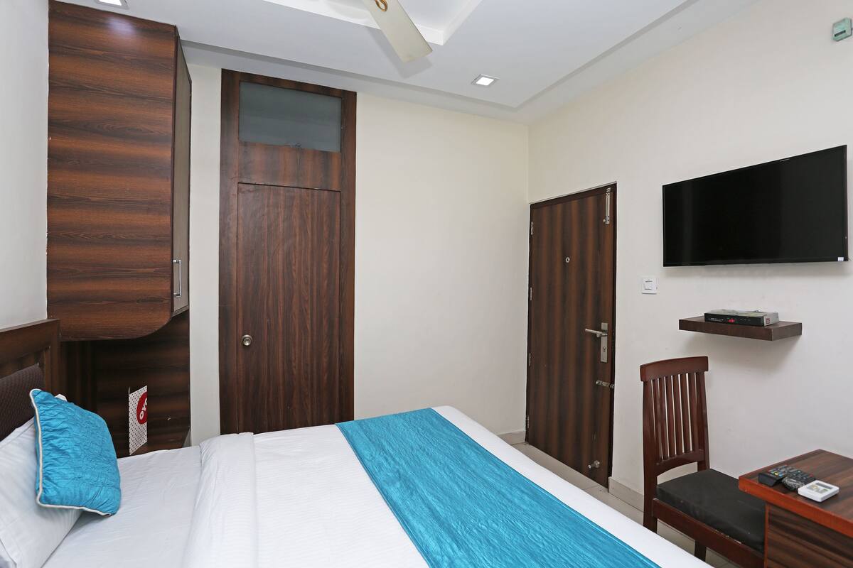 Chambre Double, 1 très grand lit