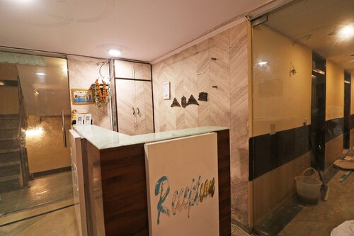 OYO 15763 Hotel Grand inn