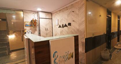 OYO 15763 Hotel Grand inn