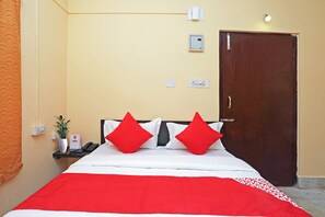Habitación con 1 cama matrimonial o 2 individuales | Wifi gratis y ropa de cama 
