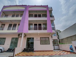 Front of property - OYO 16974 Star Leaf (Jaipur)