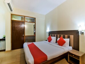 Kamer, 1 twee- of 2 eenpersoonsbedden | Een minibar, gratis wifi, beddengoed