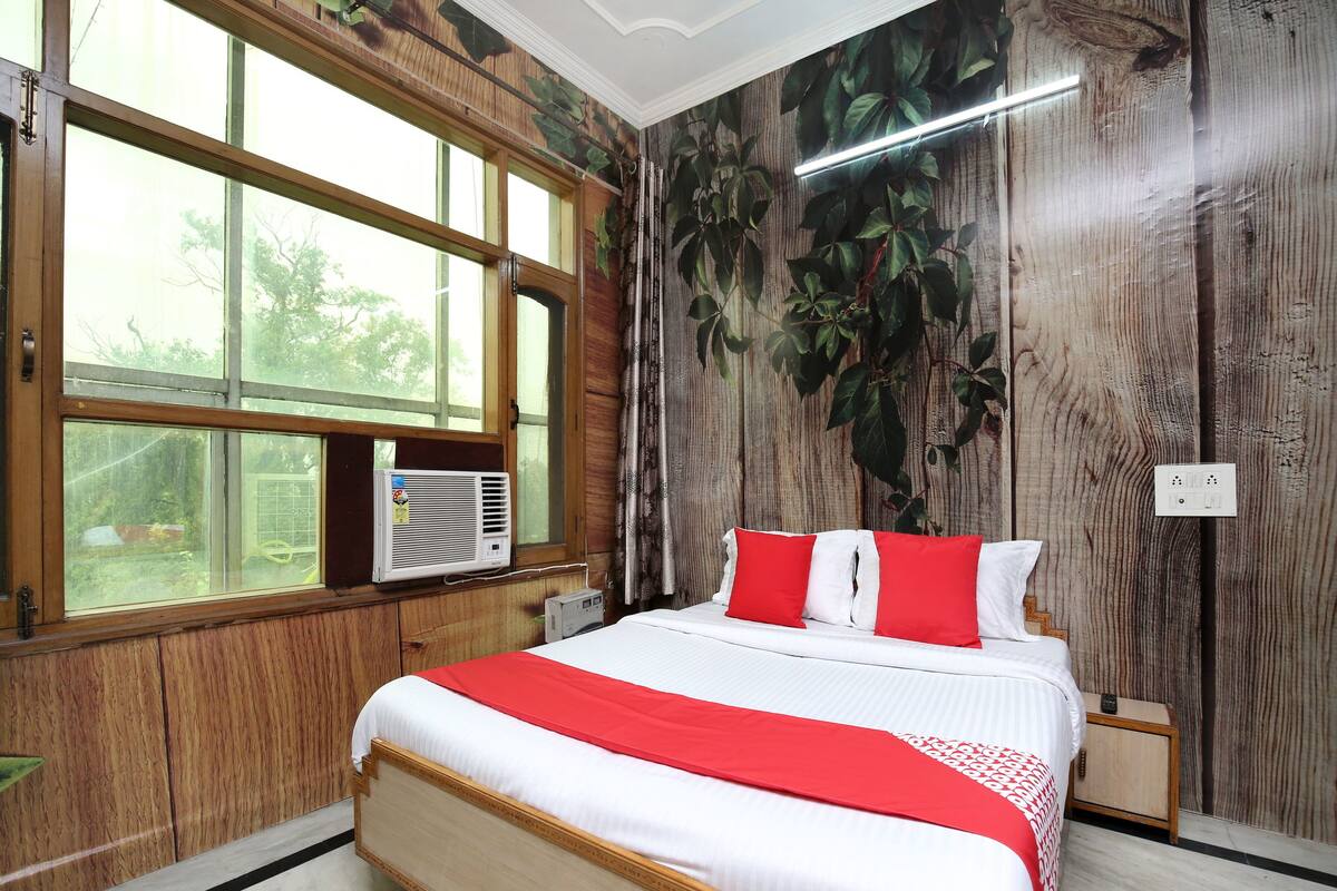 Double or Twin Room | Free WiFi