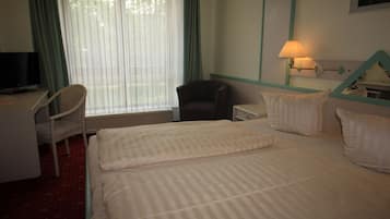 Dobbeltrom | Minibar, skrivebord, lydisolert og ekstrasenger (mot et tillegg)