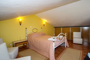 Villa, 1 habitación | Cortinas opacas y sistema de insonorización