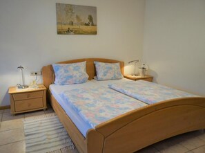 ห้องพักตกแต่งอย่างมีเอกลักษณ์, ตกแต่งพิเศษโดยเฉพาะ, ผ้าม่านกันแสง