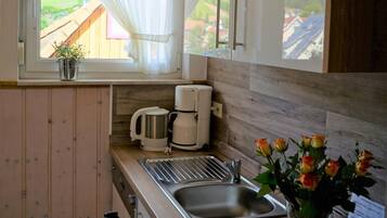Dusche, Handtücher, Seife, Toilettenpapier