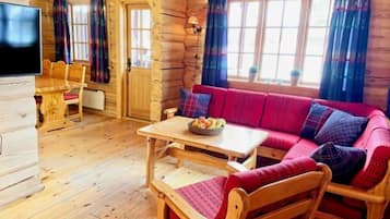 Nissegata 60 m2, towels not included. | Wohnzimmer | Flachbildfernseher