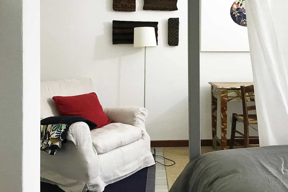 Escritorio, camas plegables/adicionales, wifi gratis y ropa de cama