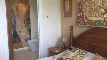 King Room with Mountain View | Free WiFi