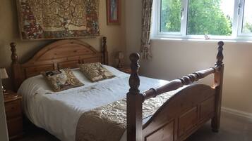 King Room with Mountain View | Free WiFi