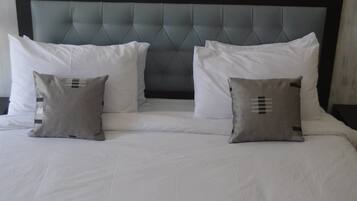Superior Apartment, Non Smoking | Desk, blackout curtains, soundproofing, iron/ironing board