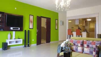 Senior Suite, Non Smoking | Executive lounge