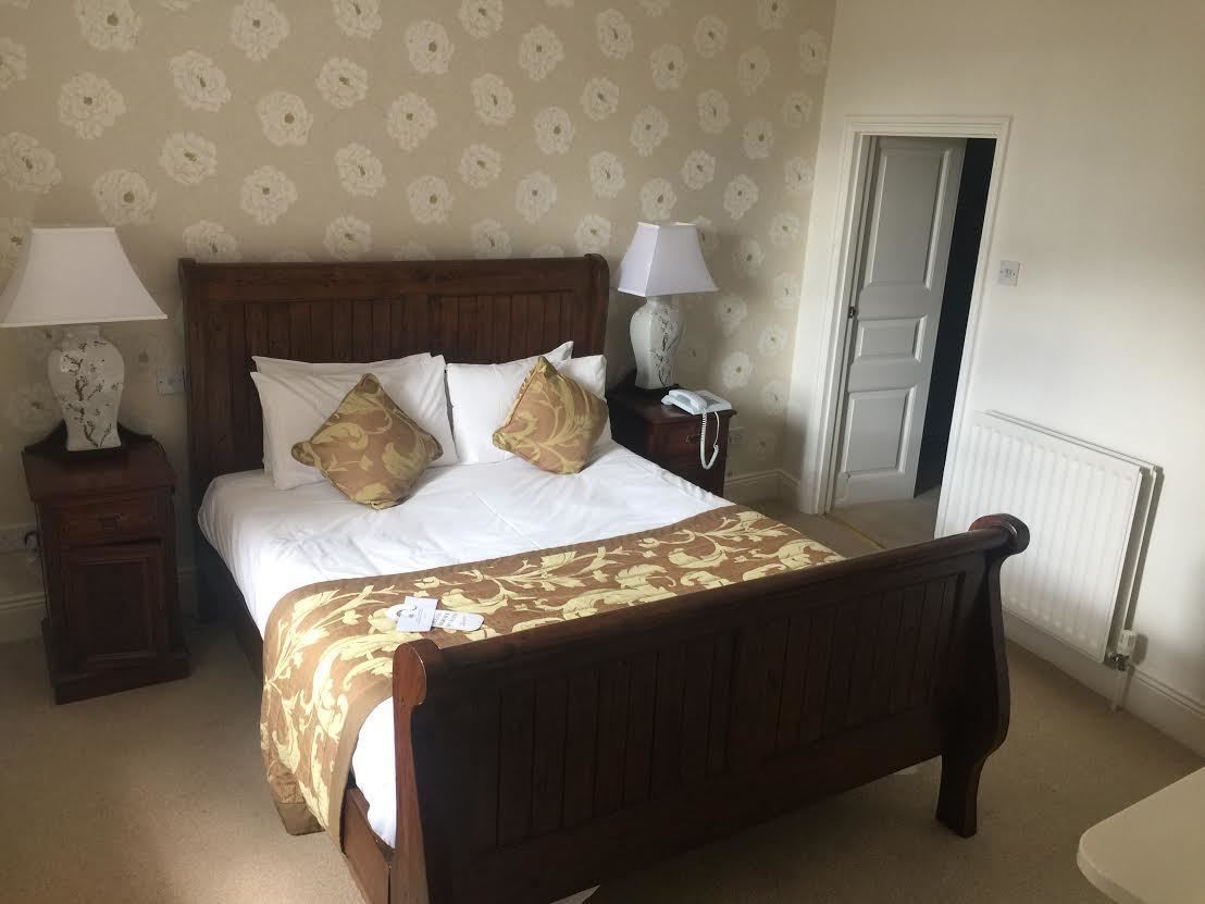 premium bedding, desk, iron/ironing board, cots/infant beds