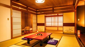 Superior-Zimmer, Nichtraucher (Japanese Style, 2 Rooms, with Bath)