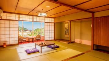 Standard Room, Non Smoking (15 Tatami-mats, with Bath, No View) | 1 bilik tidur, peti besi dalam bilik, meja, Wi-fi percuma