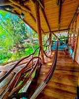 Acacia | Edredones de plumas, wifi gratis, ropa de cama