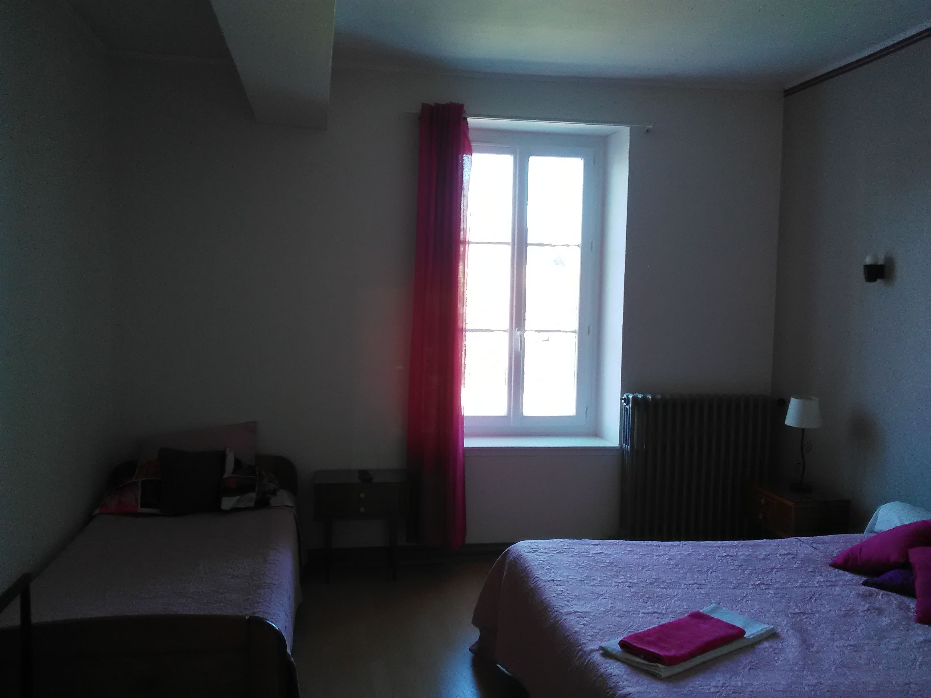 Quarto triplo | Banheiro | Chuveiro, toalhas de banho