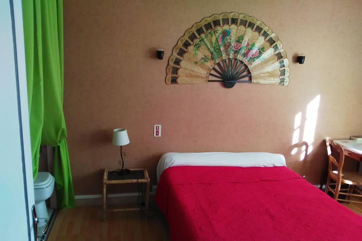 Double Room | Blackout curtains, free WiFi, individually decorated
