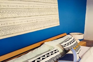 Bureau, rideaux occultants, Wi-Fi gratuit, draps fournis