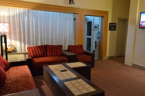 Interior detail - West End Family Homestay (Athmuqam)
