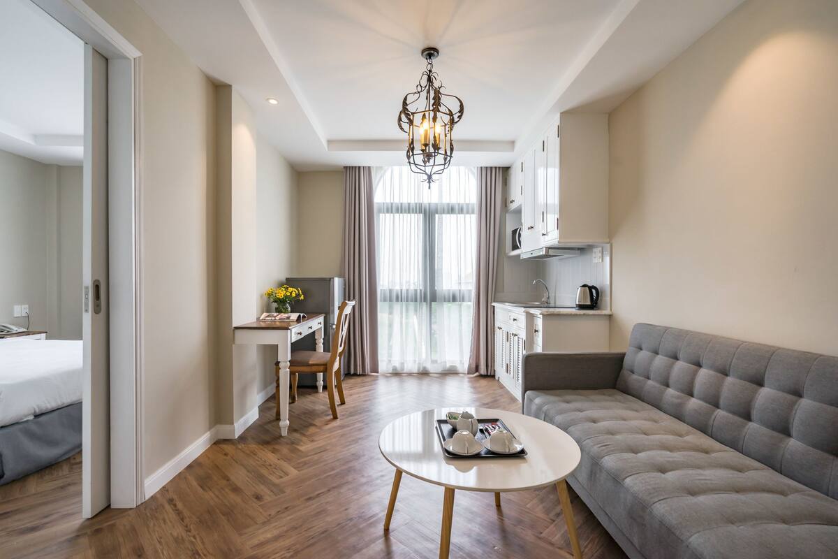 Suite, 1 Schlafzimmer, Nichtraucher | Verdunkelungsvorhänge, schallisolierte Zimmer, Bügeleisen/Bügelbrett