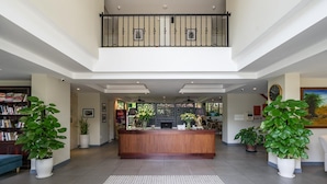 Unclassified image, 4 of 34, button - Parklane Hotel Saigon South (Ho Chi Minh City)