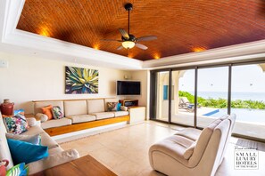 Deluxe Villa, 3 Bedrooms, Non Smoking, Private Pool | Living room | Flat-screen TV, stereo - Ocean Front Private 3 Bedroom Villa in Akumal (Akumal)
